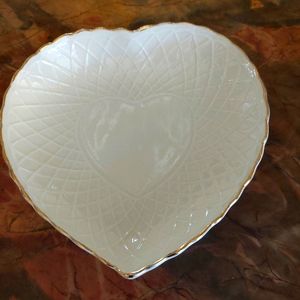 Heart shaped dish